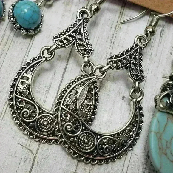 NWT Bohemian Vintage Earrings Silver Alloy Turquoise Bohemian Hippy Western - Picture 4 of 12